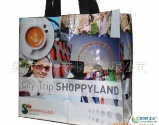 從北京編織布淋膜袋到彩印復(fù)合袋 包裝領(lǐng)域的材料升級與創(chuàng)新應(yīng)用